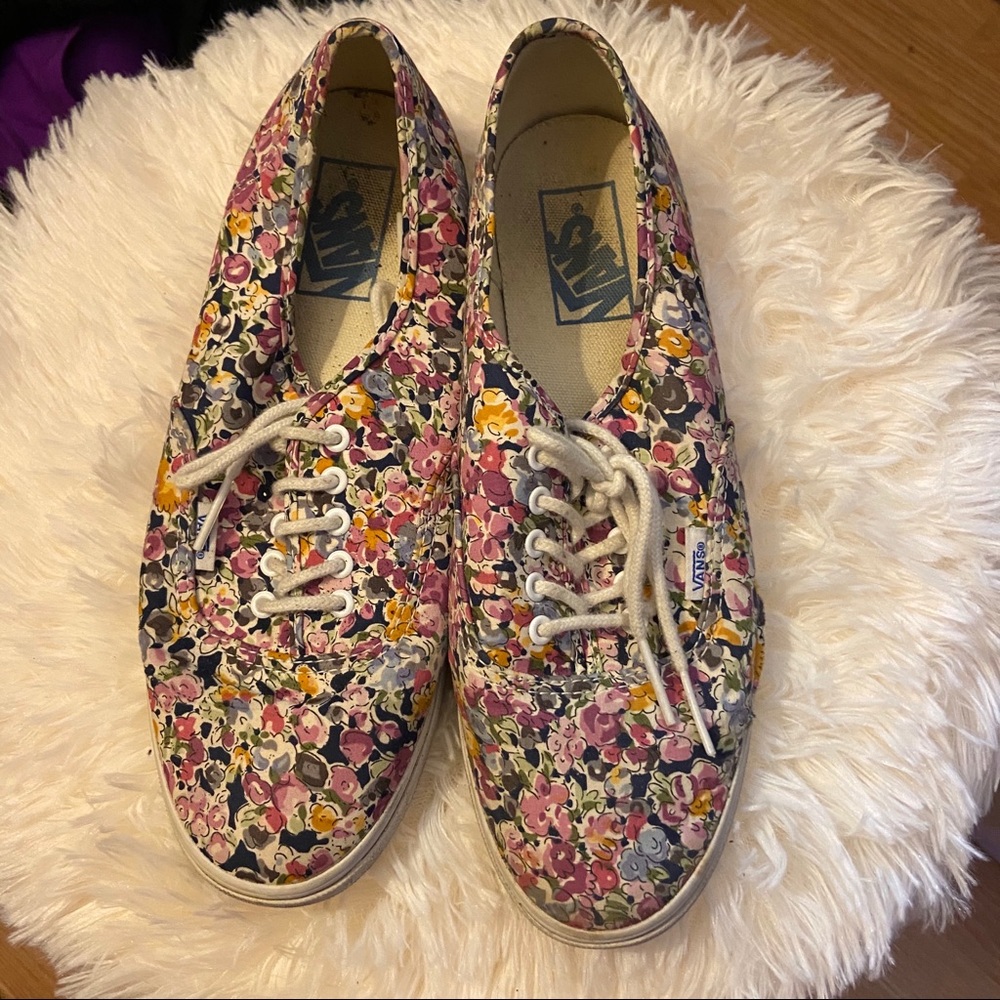 Floral vans
